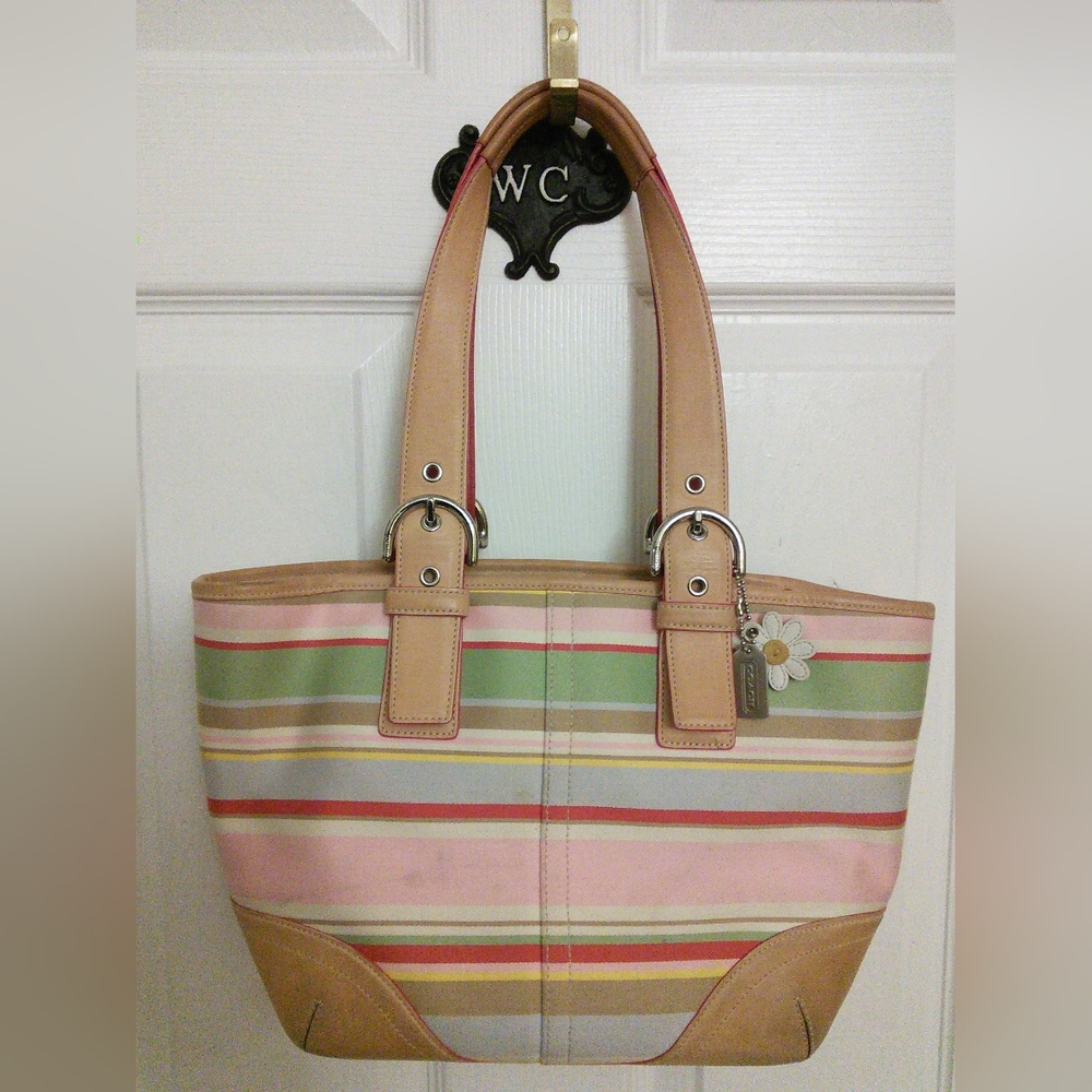 💕💚COACH Hampton Stripe Pastel Fabric and Leather Shoulder Bag 💕💚 - Picture 11 of 12